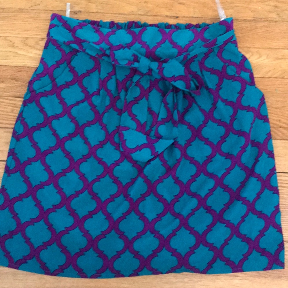 High waisted skirt